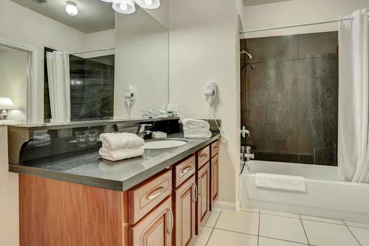Villa Laverne 3 Bedroom Suite Furnished Condos Houston Eksteriør bilde