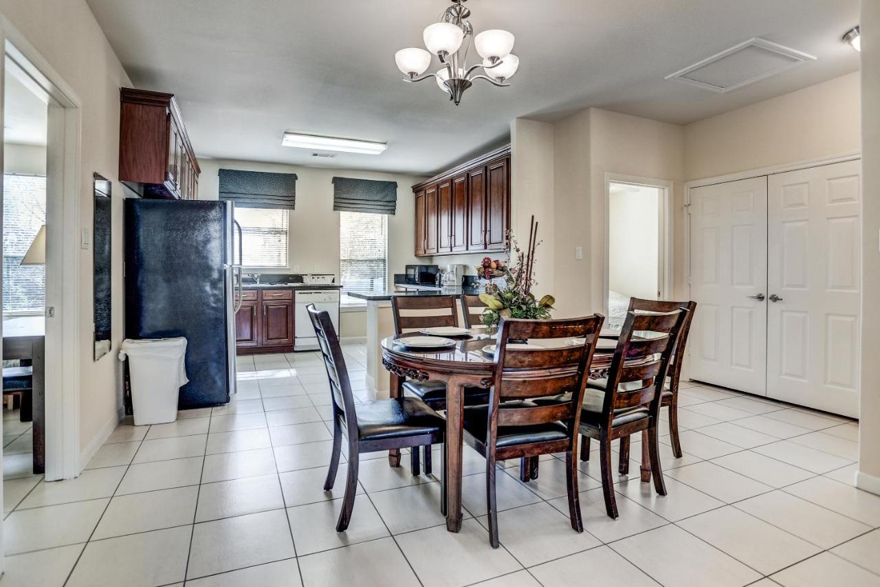 Villa Laverne 3 Bedroom Suite Furnished Condos Houston Eksteriør bilde