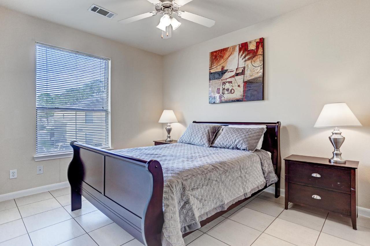 Villa Laverne 3 Bedroom Suite Furnished Condos Houston Eksteriør bilde