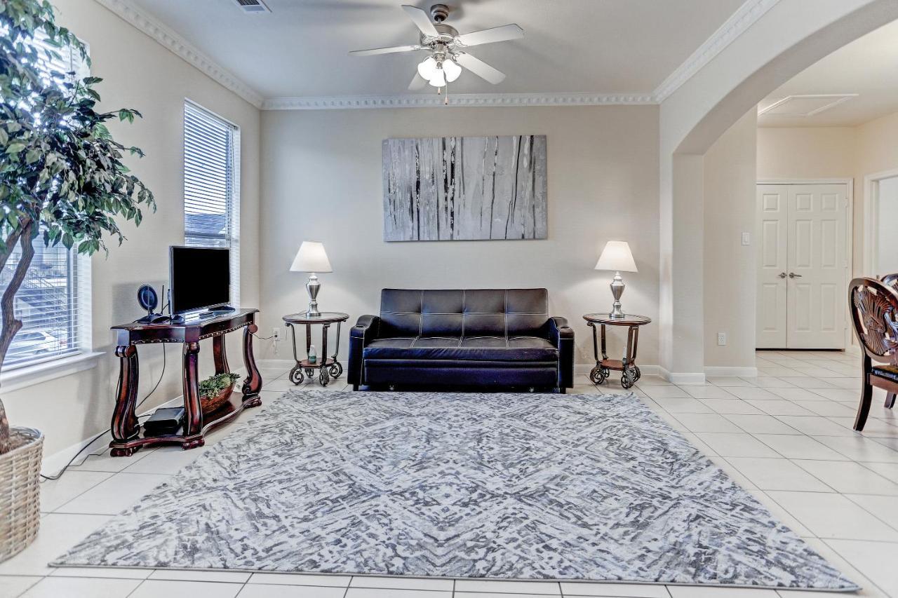 Villa Laverne 3 Bedroom Suite Furnished Condos Houston Eksteriør bilde